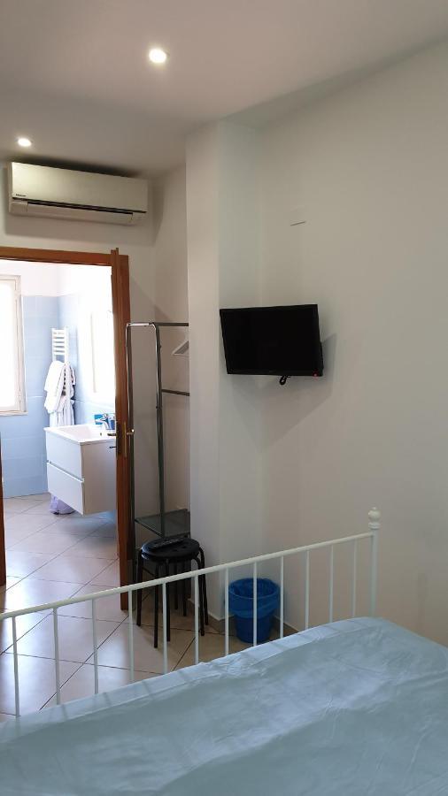 Iriss Acomodação com café da manhã Taormina Exterior foto